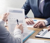 怎么找同聲傳譯服務(wù)的公司？翻譯公司報價多少？